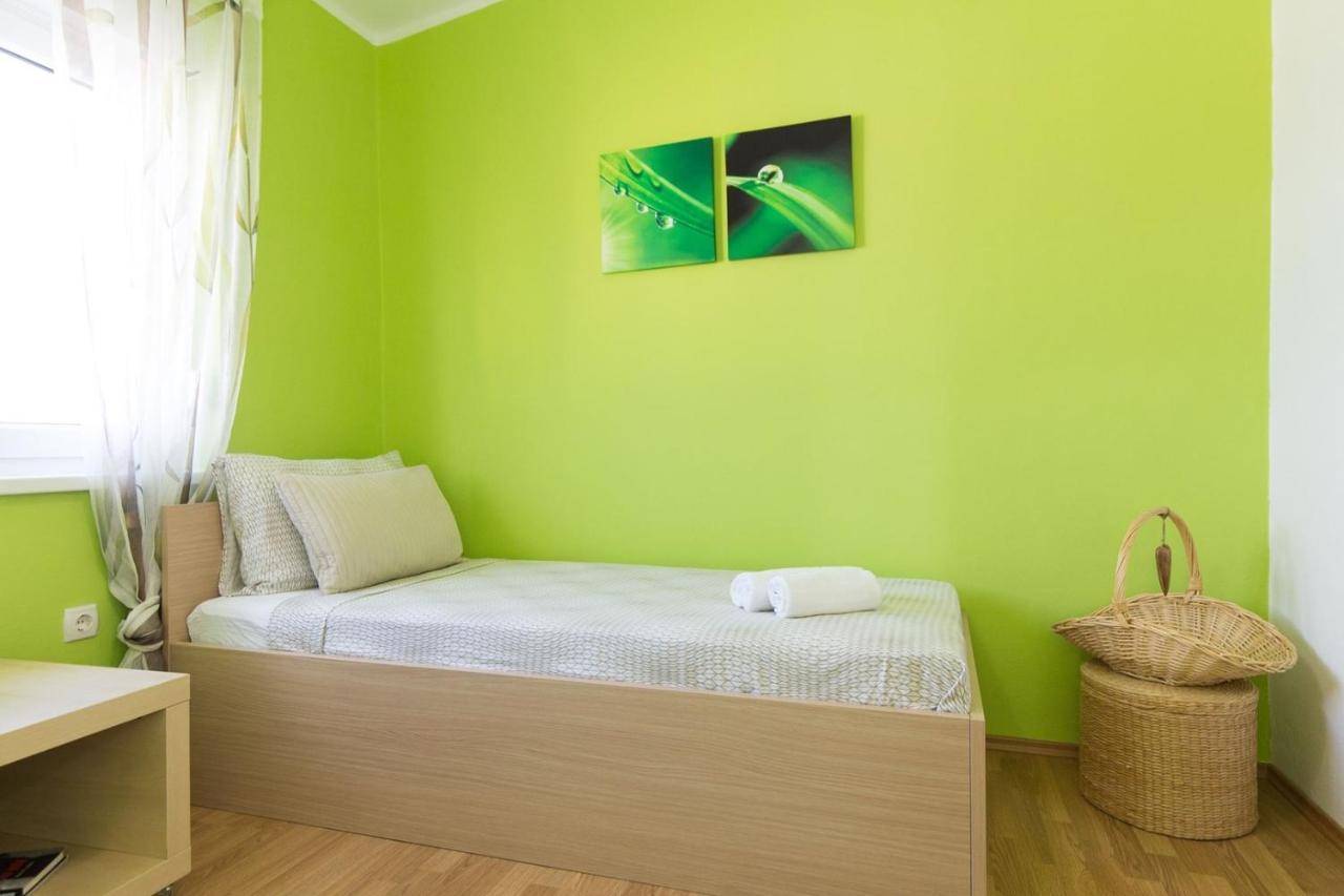 Apartments Adrijana Malinska Eksteriør billede