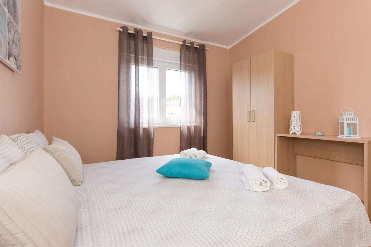Apartments Adrijana Malinska Eksteriør billede