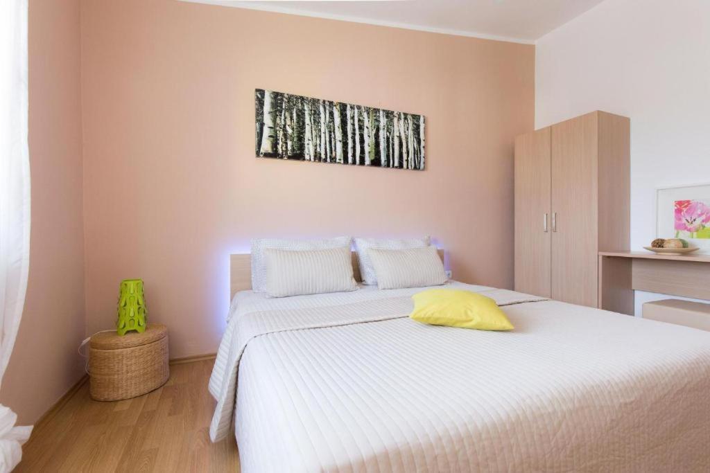 Apartments Adrijana Malinska Eksteriør billede